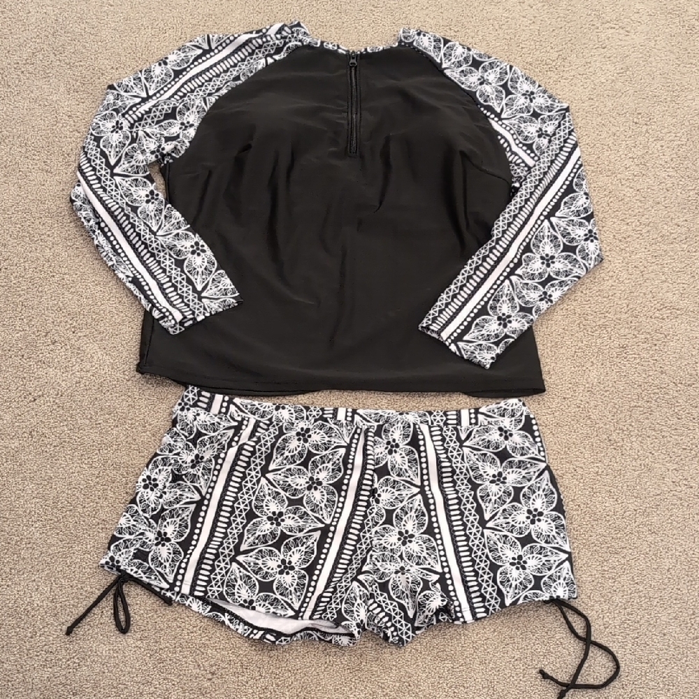 New Black and White Swim